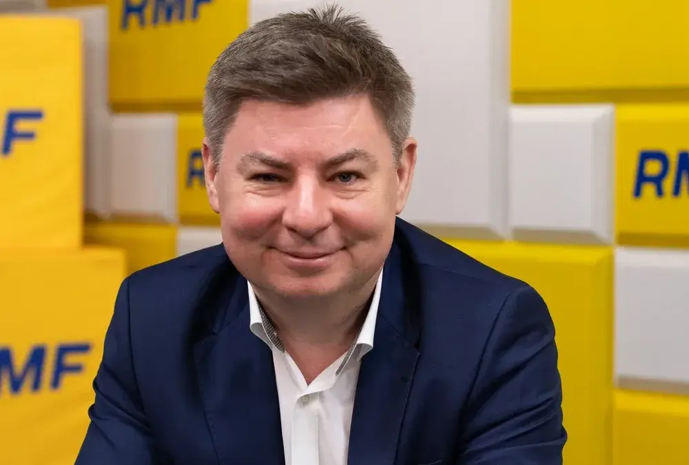 Jaki jest numer do RMF FM? Sprawdź, jak szybko się skontaktować