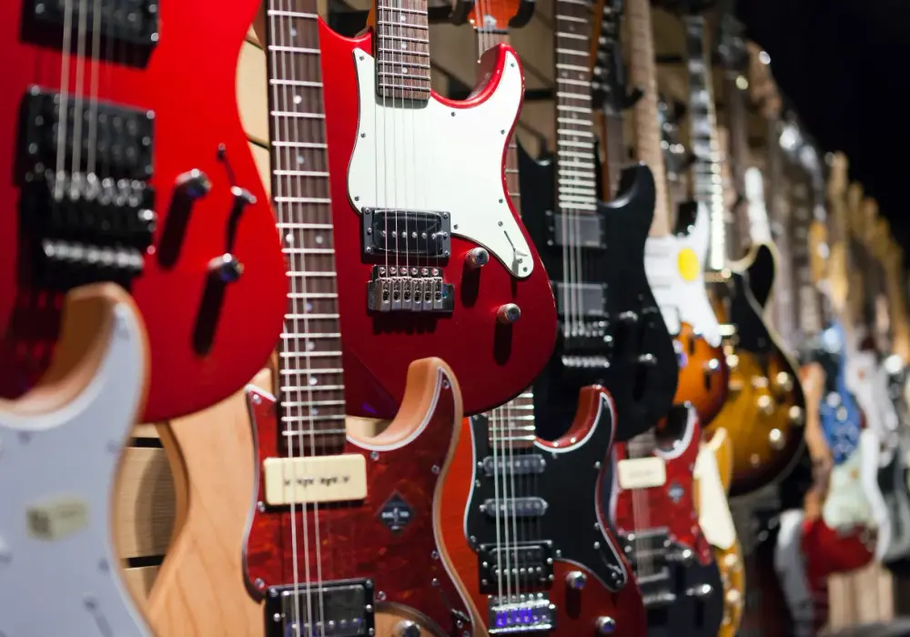 W poszukiwaniu idealnego brzmienia. Jak wybrać swoją pierwszą (i kolejną) gitarę elektryczną?