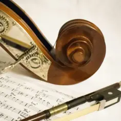 Jak wyklaskać nuty: proste ćwiczenia na rytm i pewność w muzyce