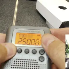 Dlaczego pasmo lotnicze AM jest lepsze od FM w komunikacji?