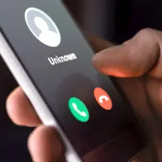 Z jakiego numeru dzwoni RMF FM? Sprawdź, zanim odbierzesz telefon