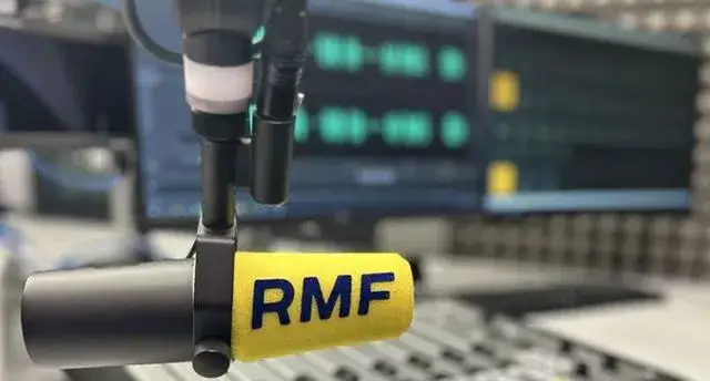 Zdjęcie Ile zarabia się w radiu RMF FM? Zaskakujące fakty o pensjach!