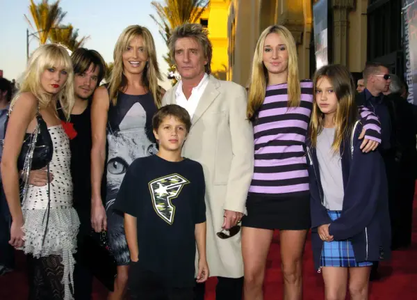 Ile dzieci ma Rod Stewart - poznaj historię jego patchworkowej rodziny